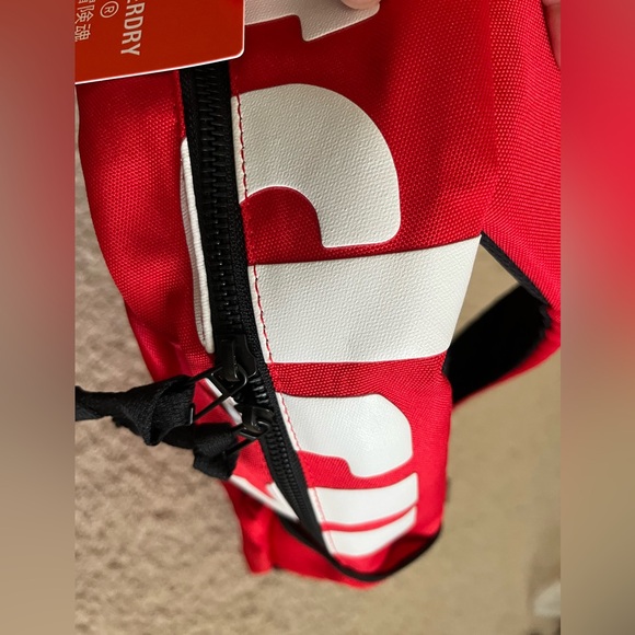 NWT Superdry Vintage Terrain Montana Red Backpack - Picture 9 of 13
